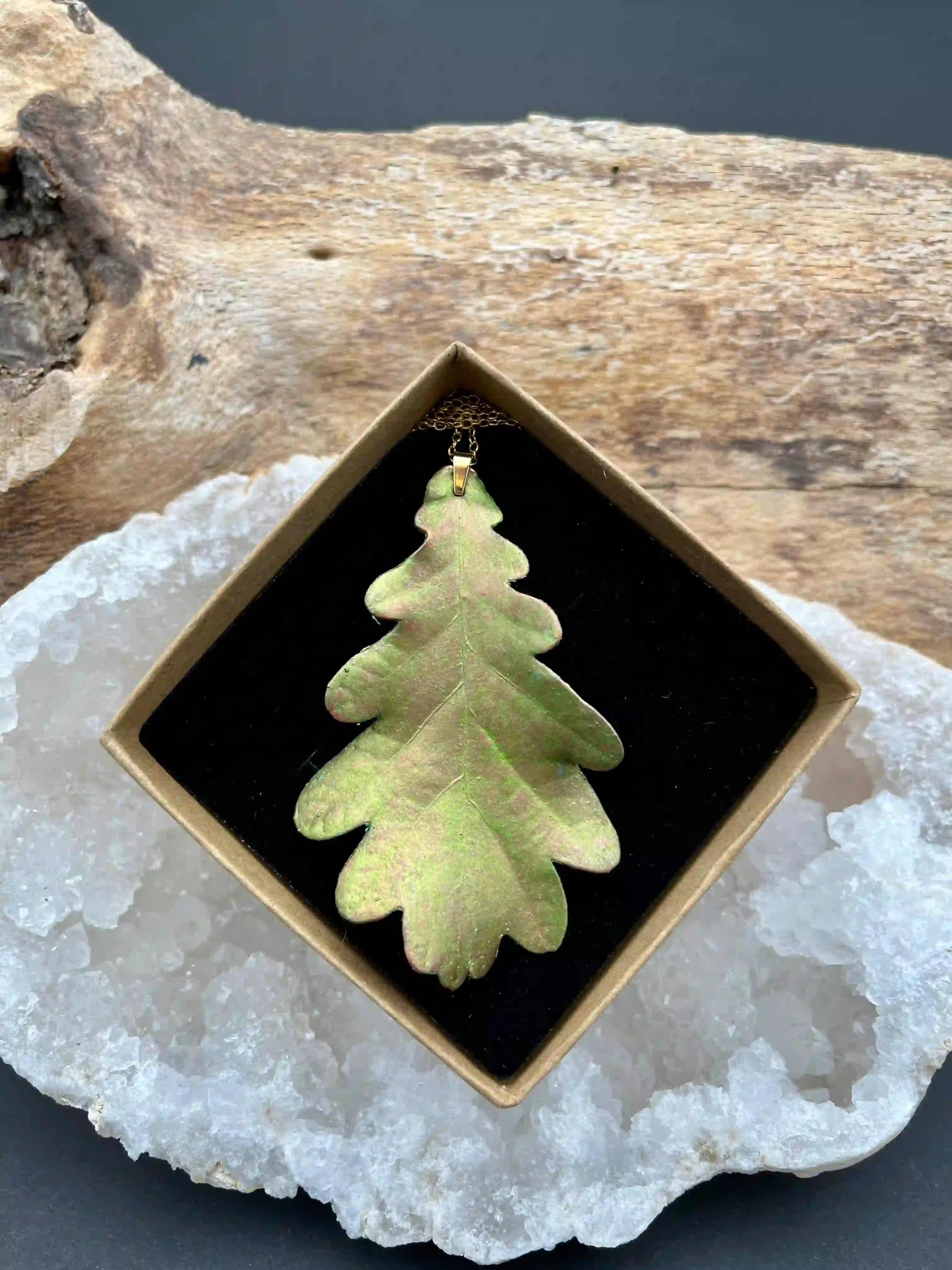 Dubový náhrdelník (No1)