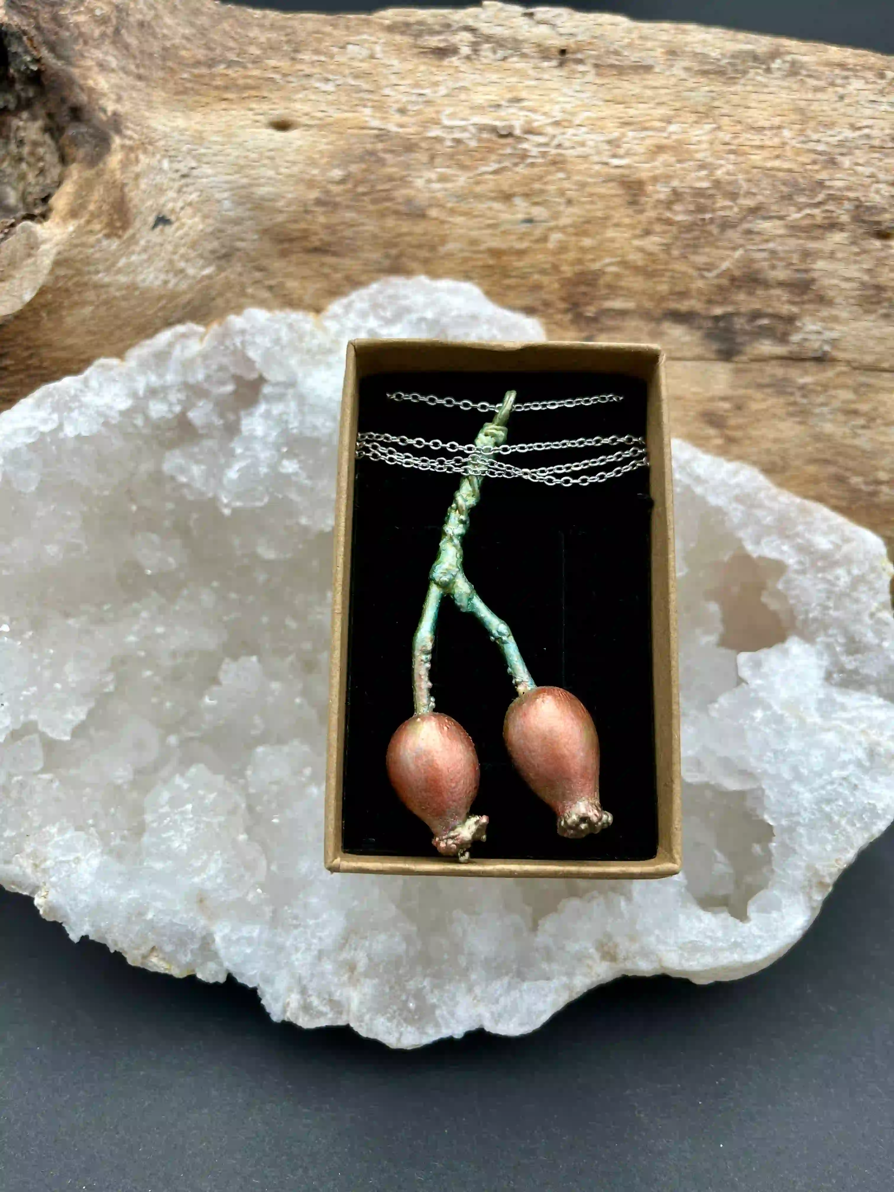 Šípek náhrdelník (No2)