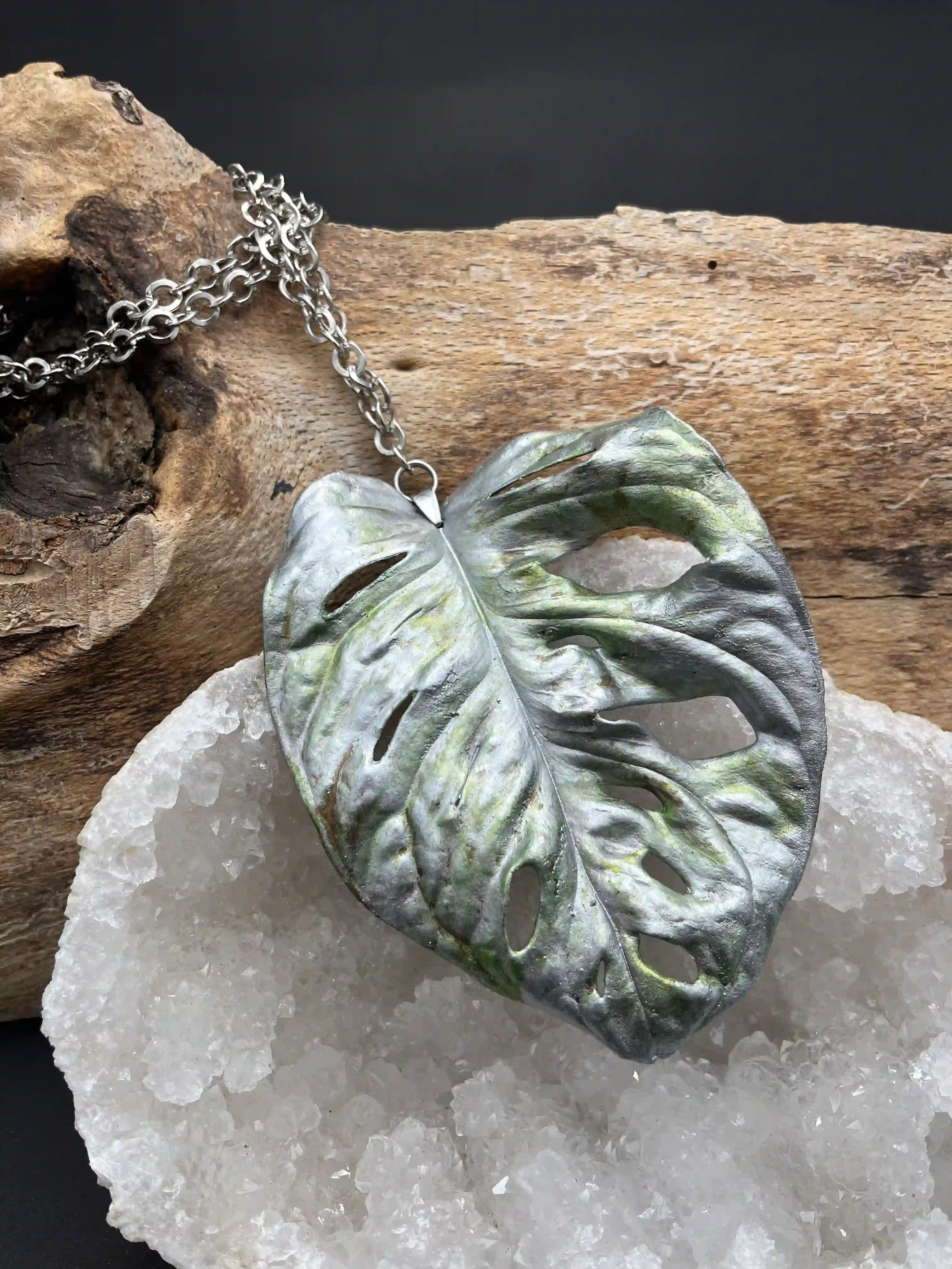 Monstera náhrdelník (No1)